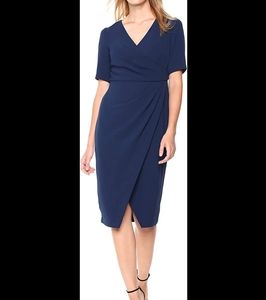 Adrianna Papell Women's Crepe Sheath Dress
Size 14